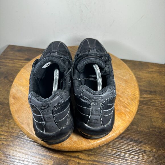 Nike Air Max 95 Triple Black Essential Mens Size 12 Shoes 609048-092 main image 4